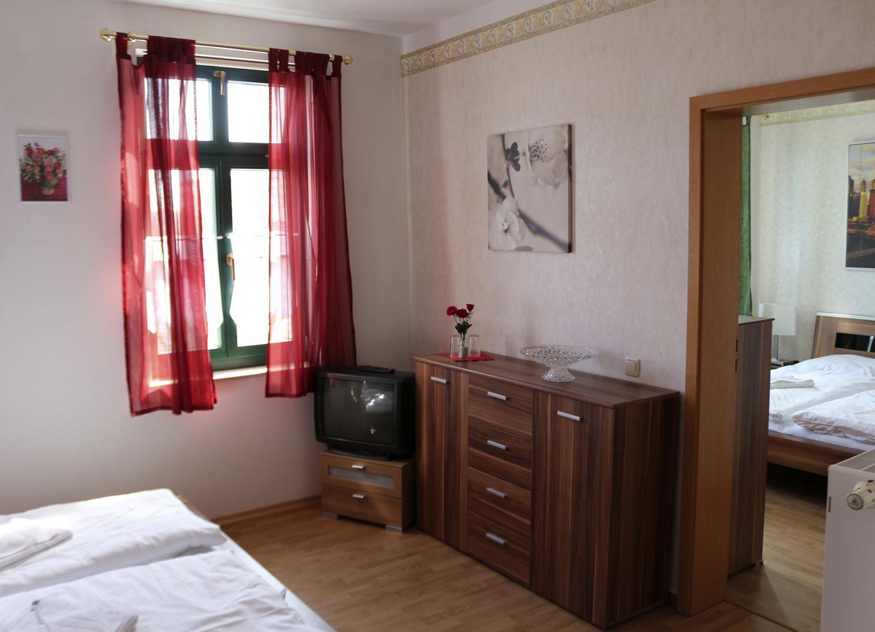 Gasthaus & Pension "Zur Rose" Weimar  Esterno foto