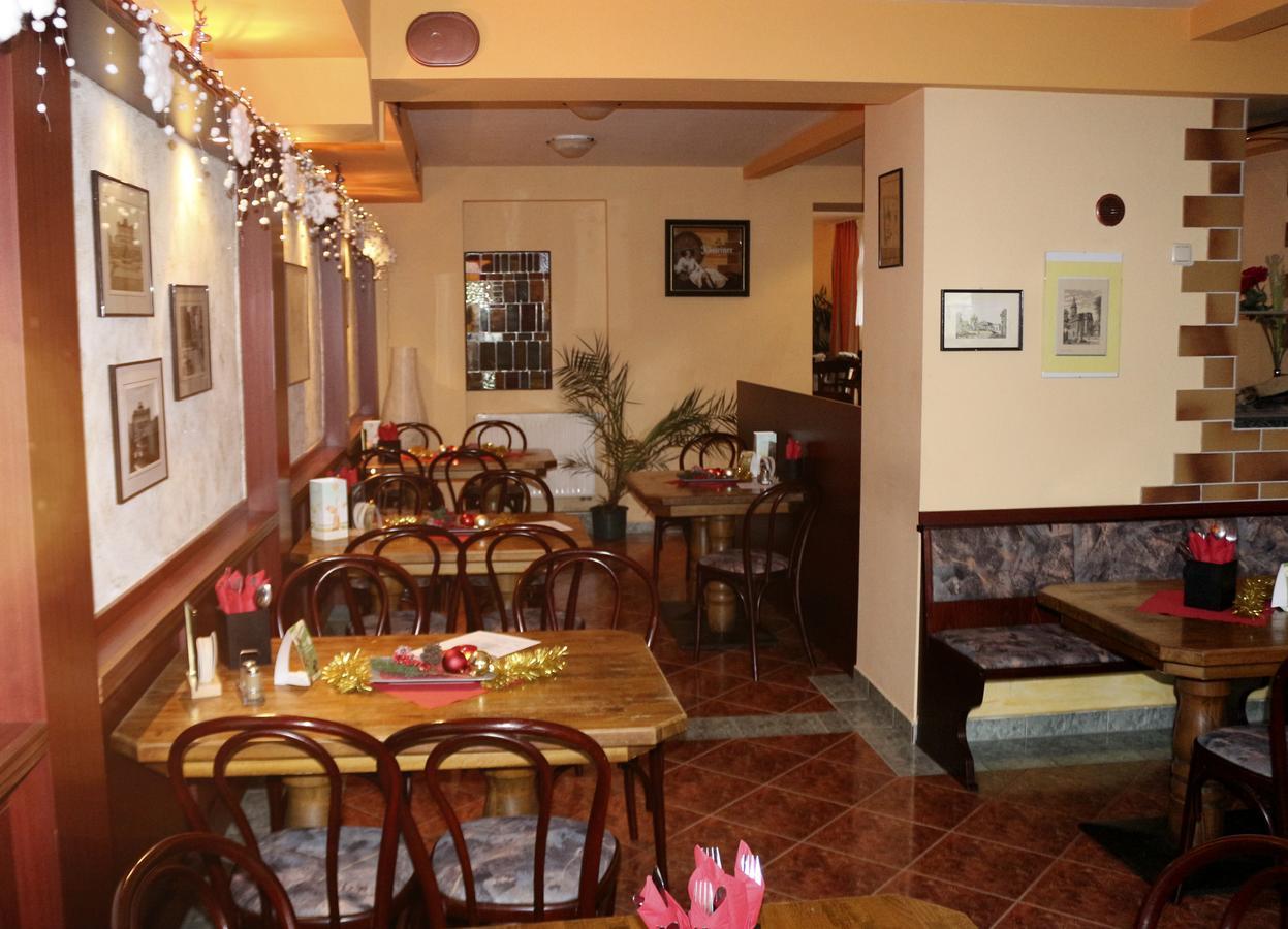 Gasthaus & Pension "Zur Rose" Weimar  Esterno foto